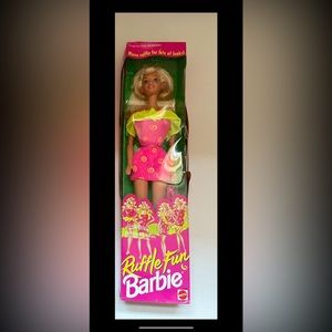 BARBIE Ruffle Fun Vintage doll